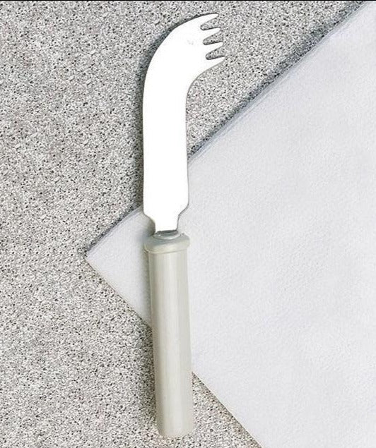 cubierto-adaptado-con-doble-funcion-cuchillo-tenedor-ortoprime