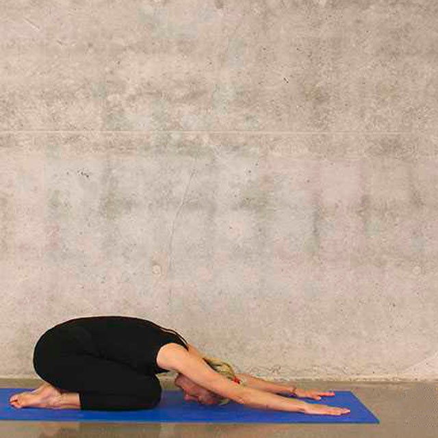 Colchonetas Yoga y Pilates antideslizante para estiramientos Ortoprime